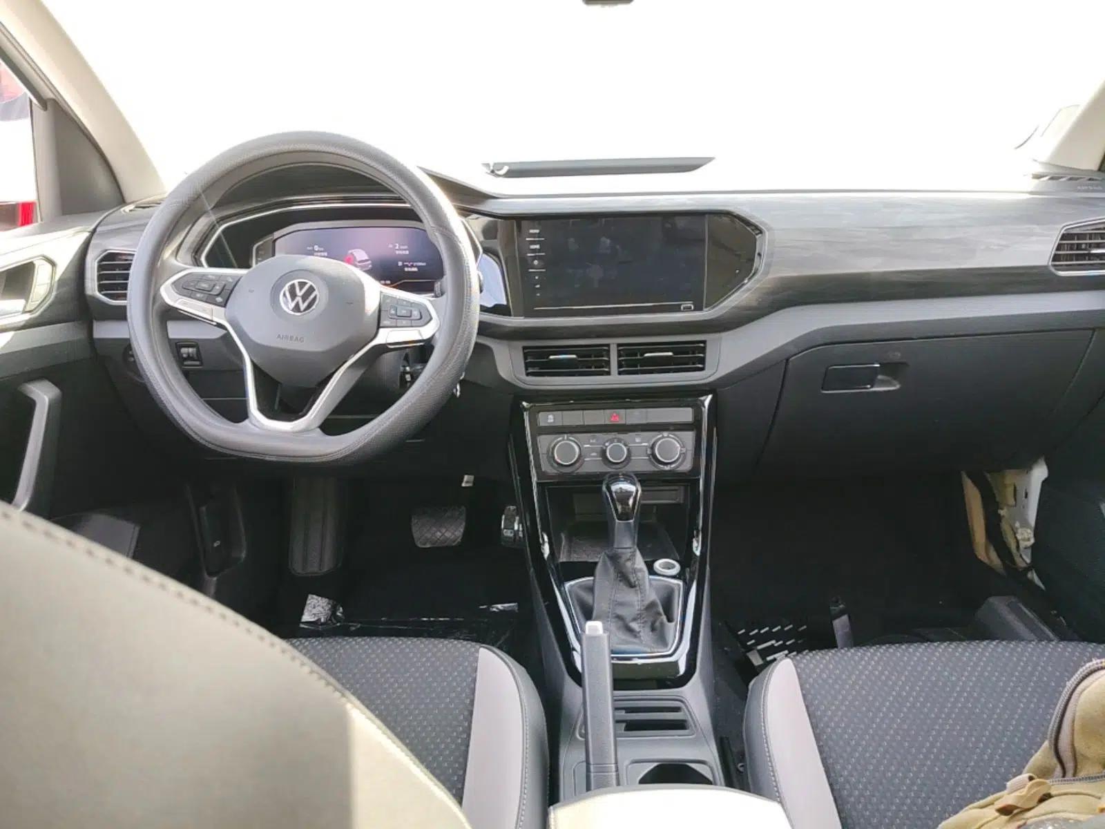 Volkswagen Tacqua 2020 1.5L Automatic Yue — миниатюра 13