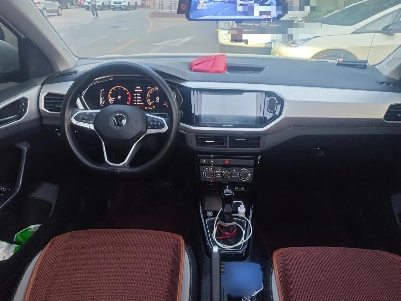 Volkswagen Tacqua 2021 1.5L Automatic Yue Zhi Lian Edition — миниатюра 18
