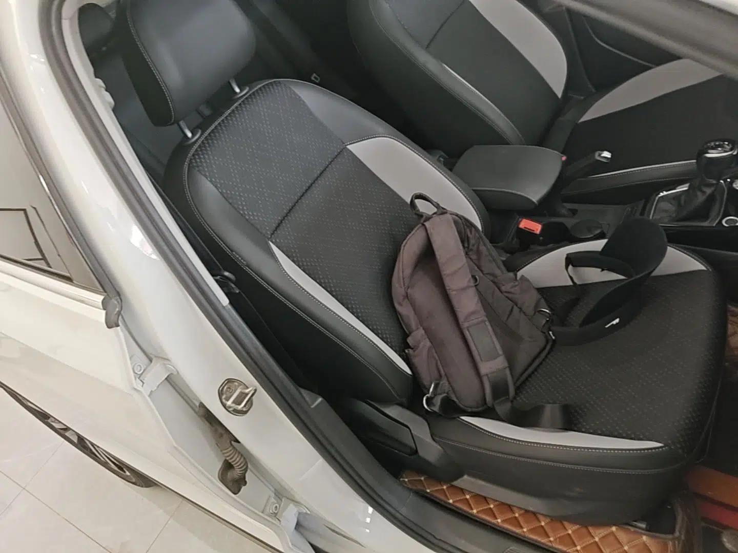 Volkswagen Tacqua 2021 1.5L Automatic Yue Zhi Lian Edition — миниатюра 23