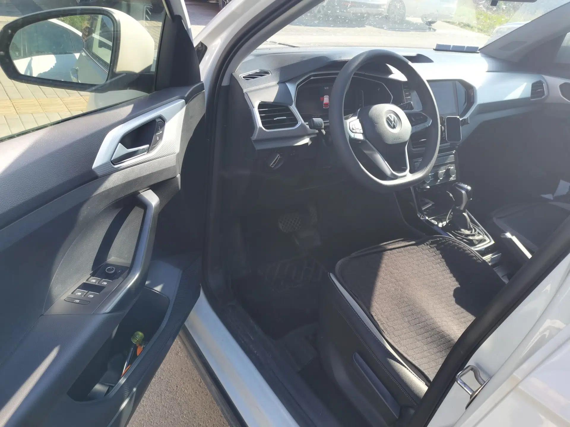 Volkswagen Tacqua 2021 1.5L Automatic Yue Zhi Lian Edition — миниатюра 17