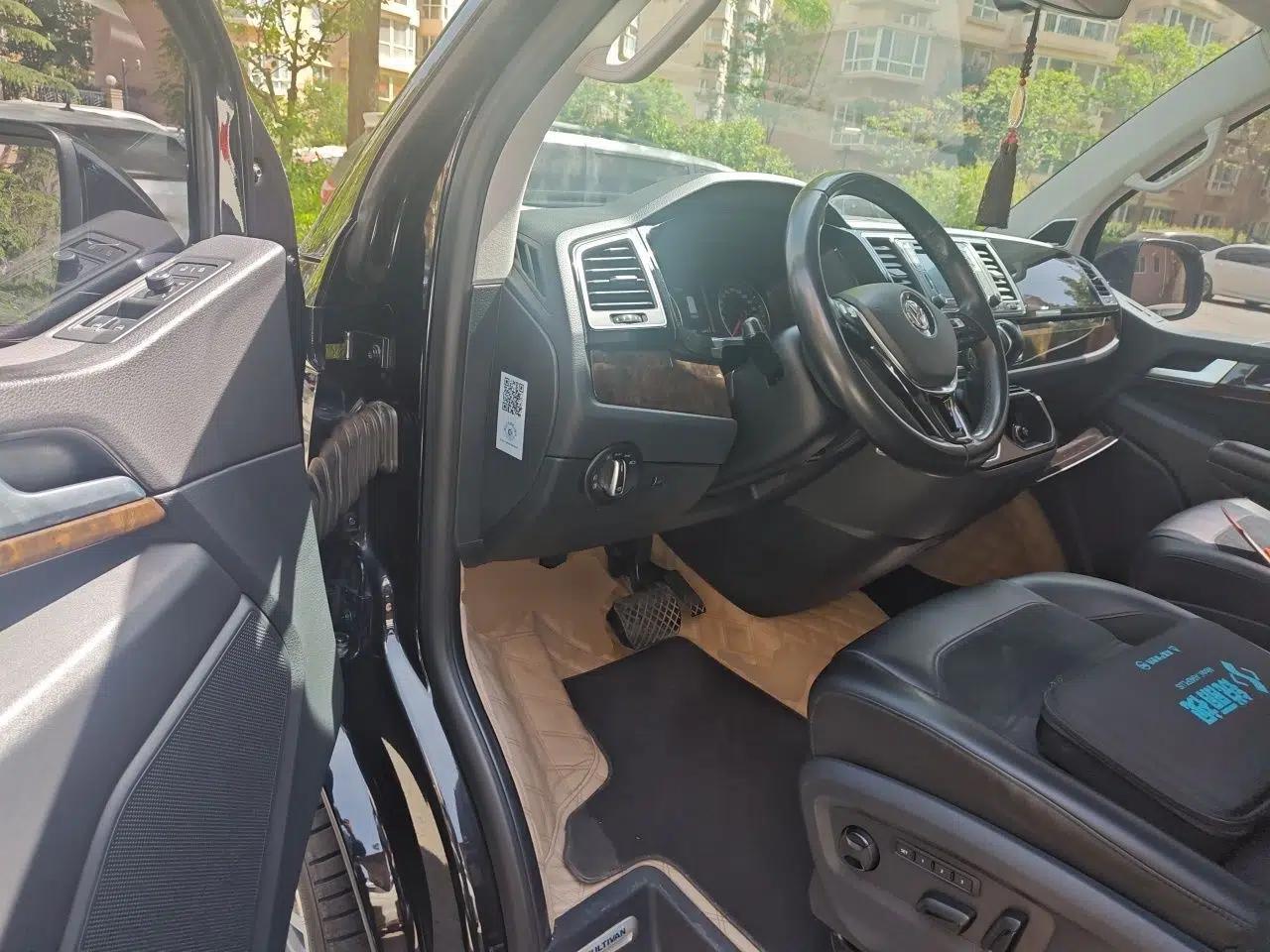 Volkswagen Multivan 2018 2.0 TSI 4x4 Prestige Edition 7-Seater — миниатюра 17