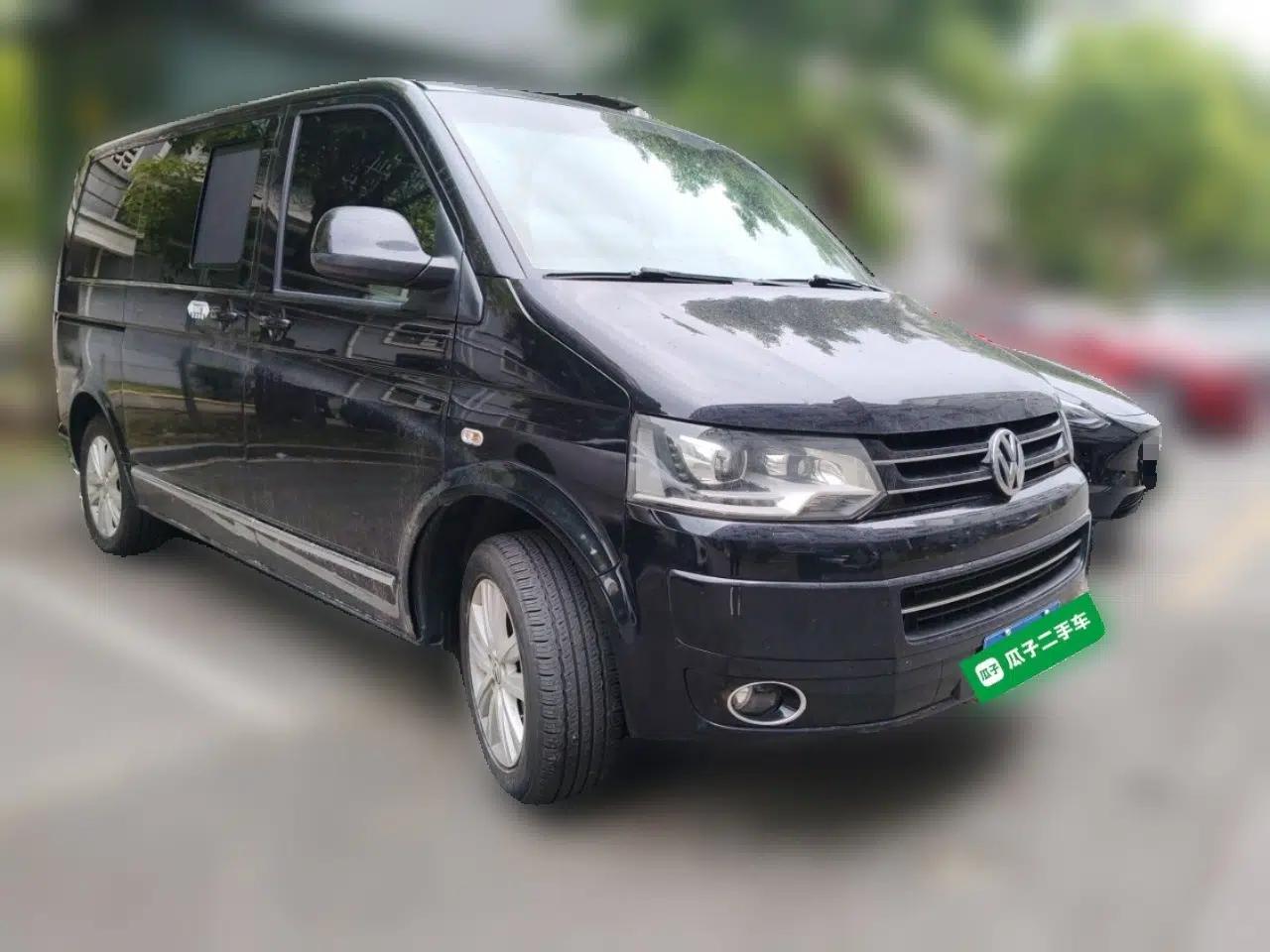 Volkswagen Multivan 2012 2.0 TSI Four-Wheel Drive Deluxe Edition — миниатюра 3