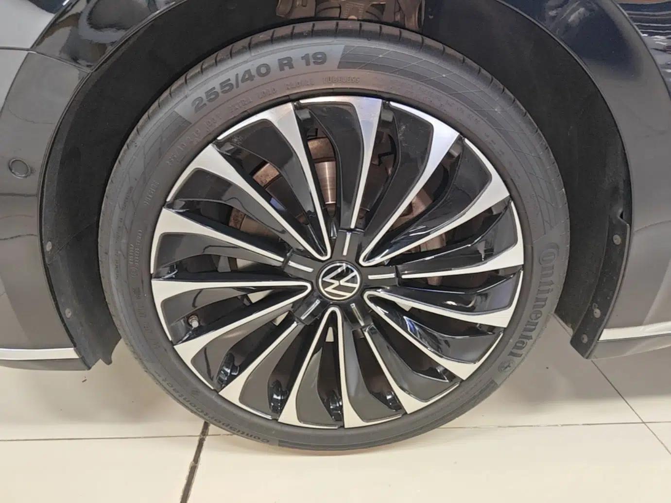 Volkswagen Phideon 2021 380TSI Prestige Edition — миниатюра 8
