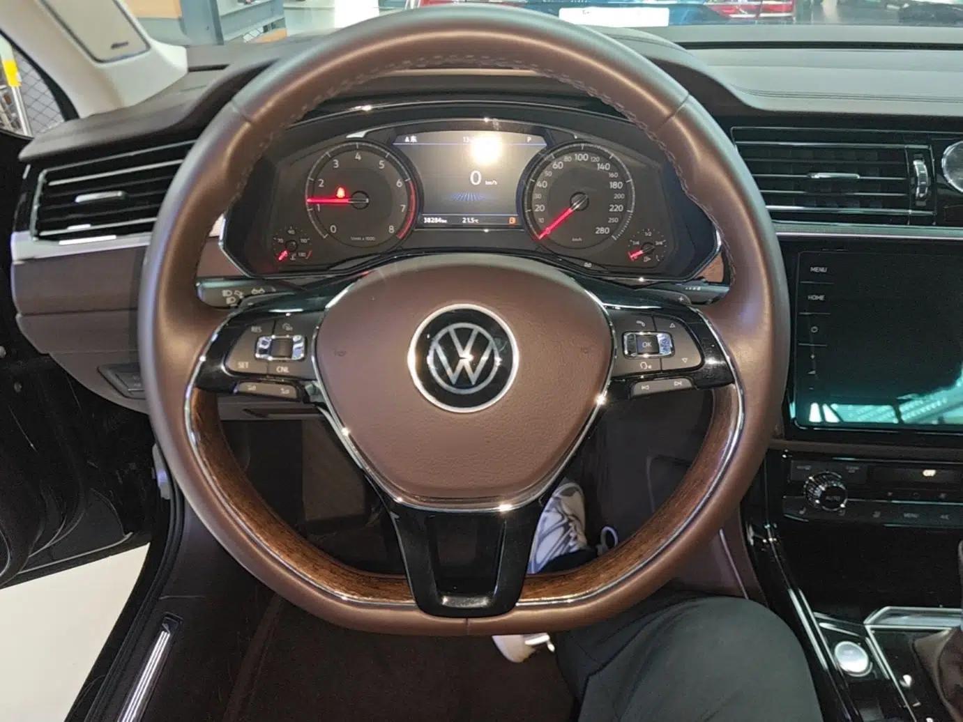 Volkswagen Phideon 2021 380TSI Prestige Edition — миниатюра 14