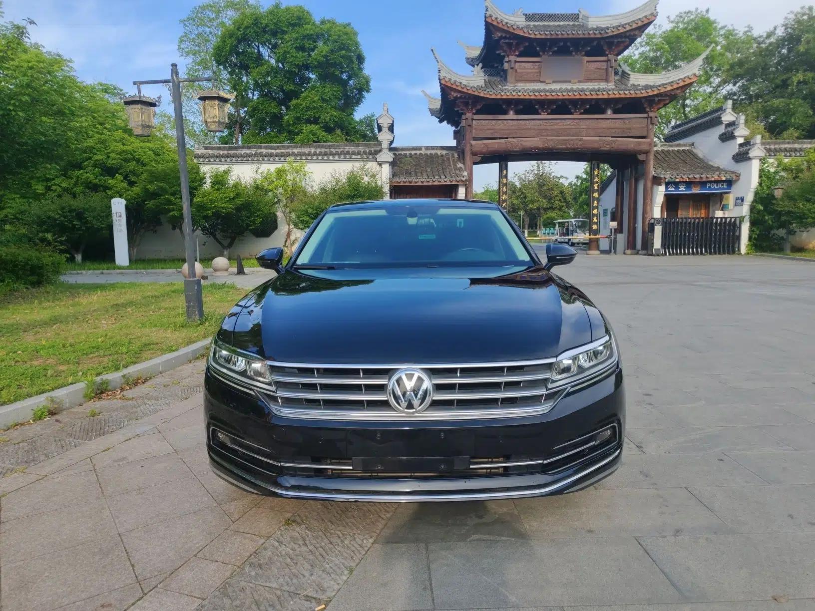 Volkswagen Phideon 2018 Revised Version 380TSI Two-Wheel Drive Business Edition — миниатюра 2