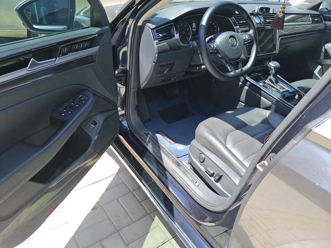 Volkswagen Phideon 2019 380TSI Two-Wheel Drive Business Edition China VI Standard — миниатюра 17