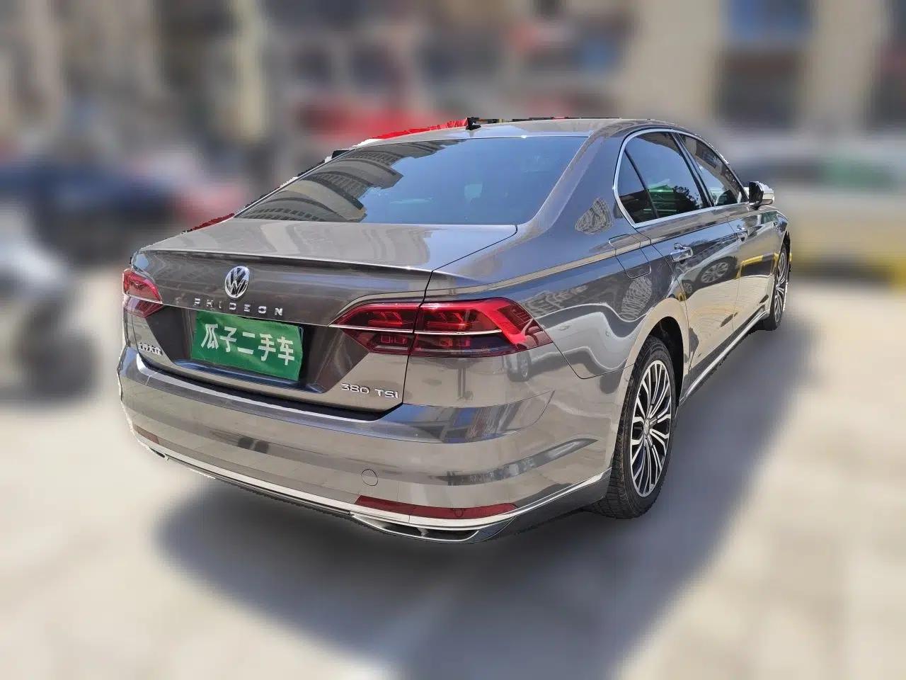 Volkswagen Phideon 2019 380TSI Two-Wheel Drive Business Edition China VI Standard — миниатюра 6