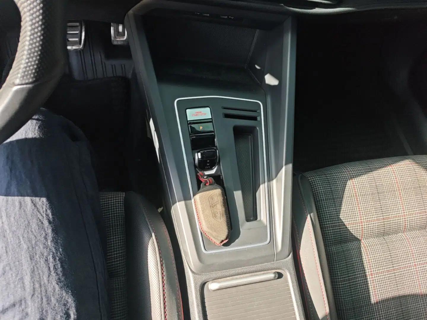 Volkswagen Golf GTI 2021 Facelift 380TSI DSG GTI — миниатюра 17
