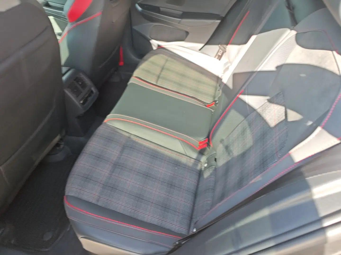 Volkswagen Golf GTI 2021 Facelift 380TSI DSG GTI — миниатюра 20