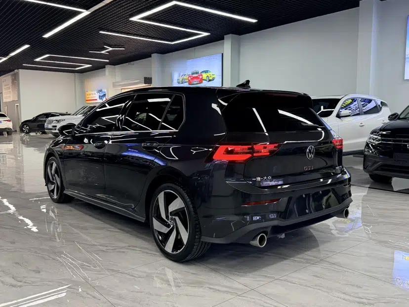 Volkswagen Golf GTI 2023 380TSI DSG GTI — миниатюра 4