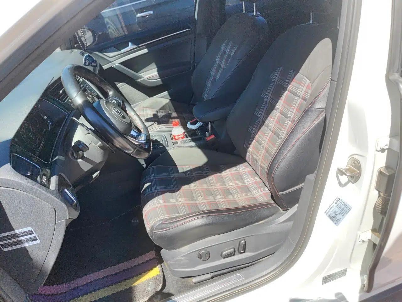 Volkswagen Golf GTI 2016 2.0 TSI GTI — миниатюра 12