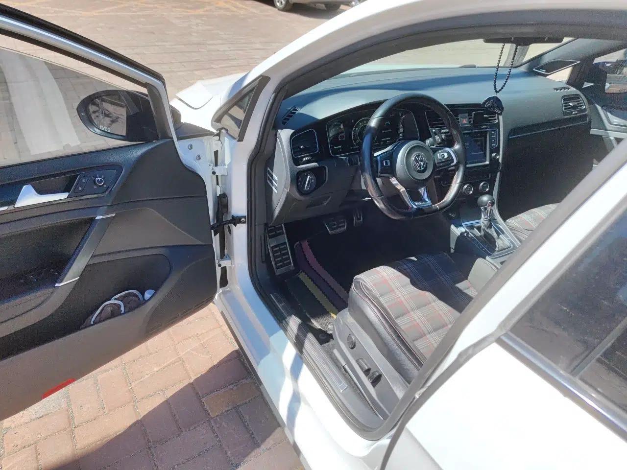 Volkswagen Golf GTI 2016 2.0 TSI GTI — миниатюра 13