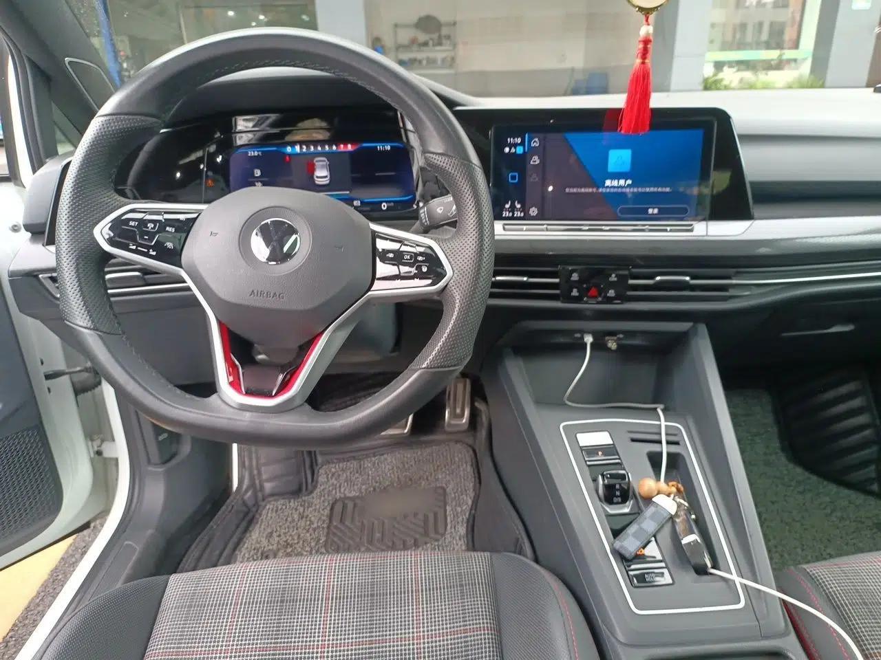 Volkswagen Golf GTI 2021 380TSI DSG GTI — миниатюра 11