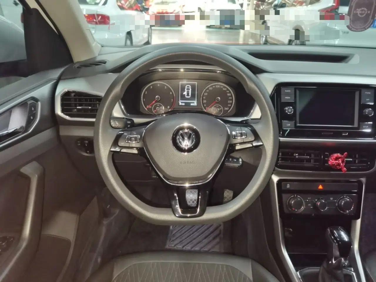 Volkswagen T-Cross 2019 1.5L Automatic Comfort Edition — миниатюра 14