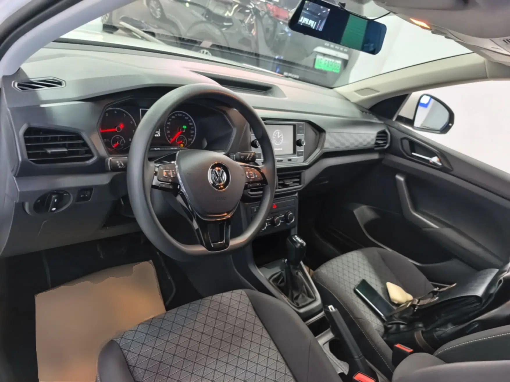 Volkswagen T-Cross 2020 1.5L Automatic Fashion Edition — миниатюра 13