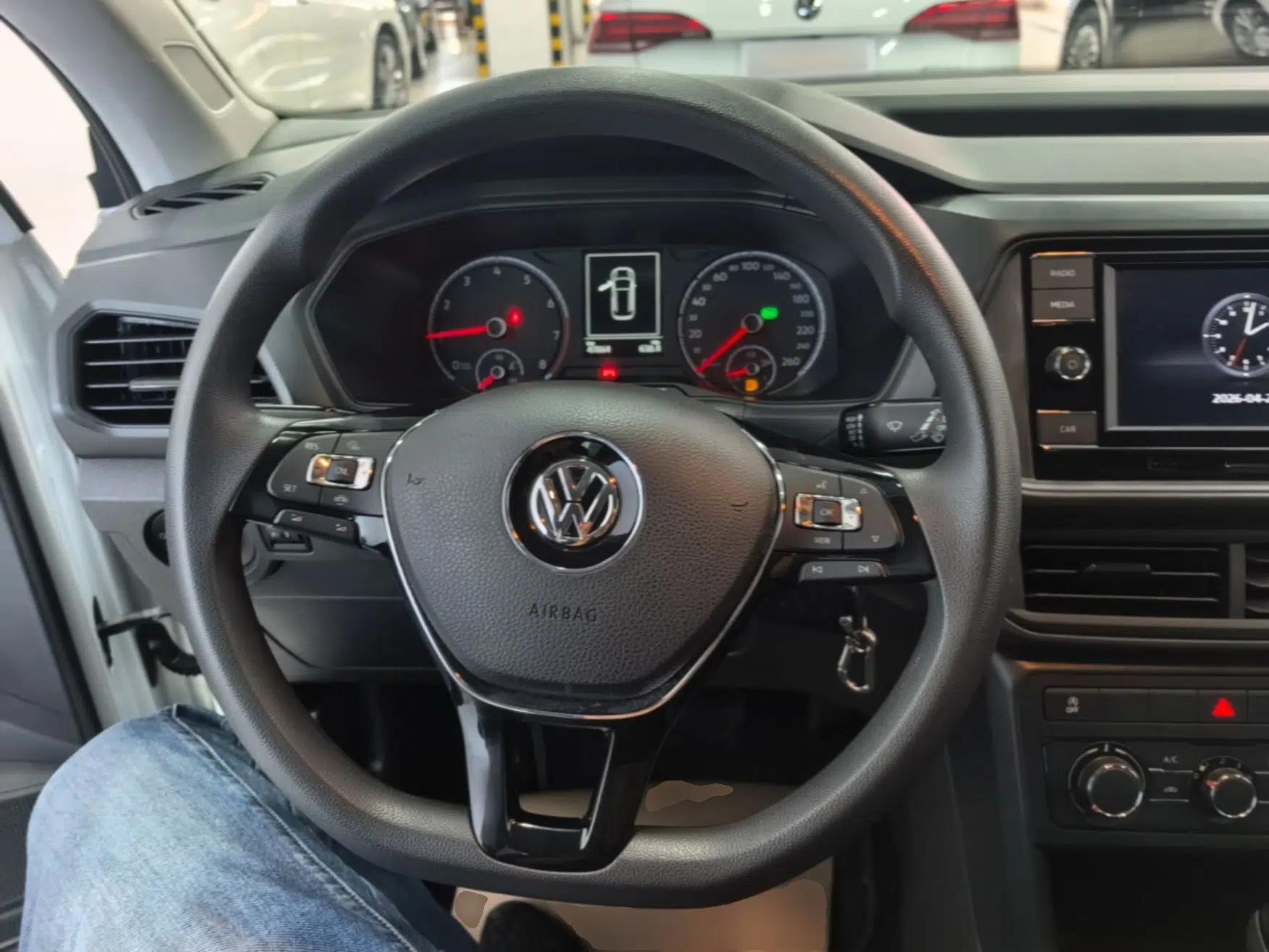 Volkswagen T-Cross 2020 1.5L Automatic Fashion Edition — миниатюра 14