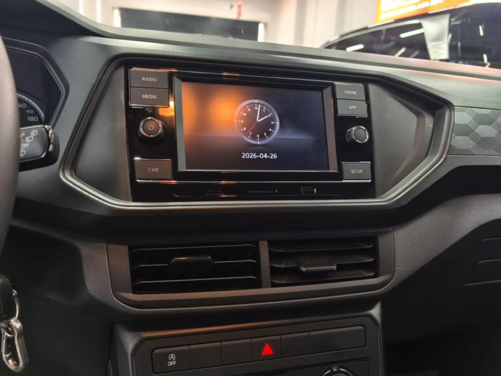 Volkswagen T-Cross 2020 1.5L Automatic Fashion Edition — миниатюра 16