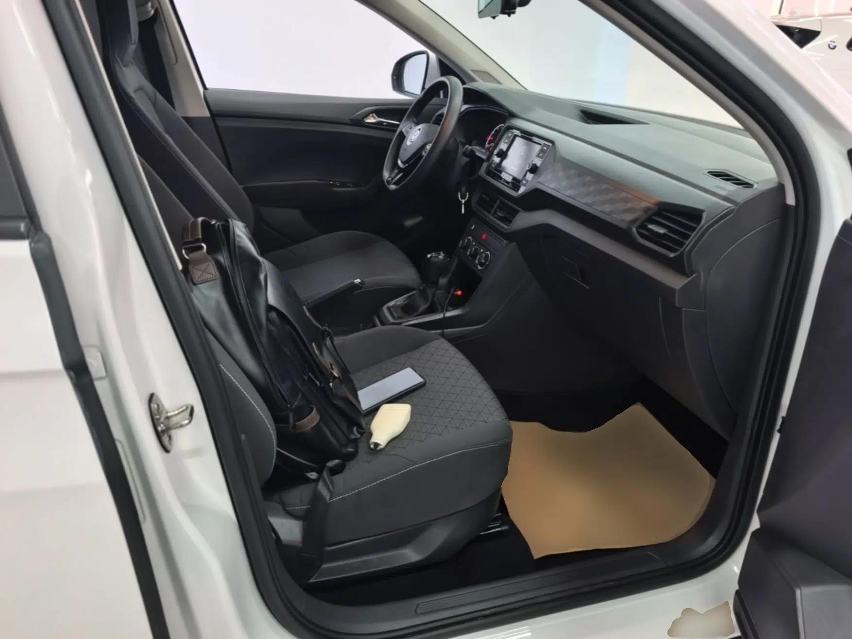 Volkswagen T-Cross 2020 1.5L Automatic Fashion Edition — миниатюра 23