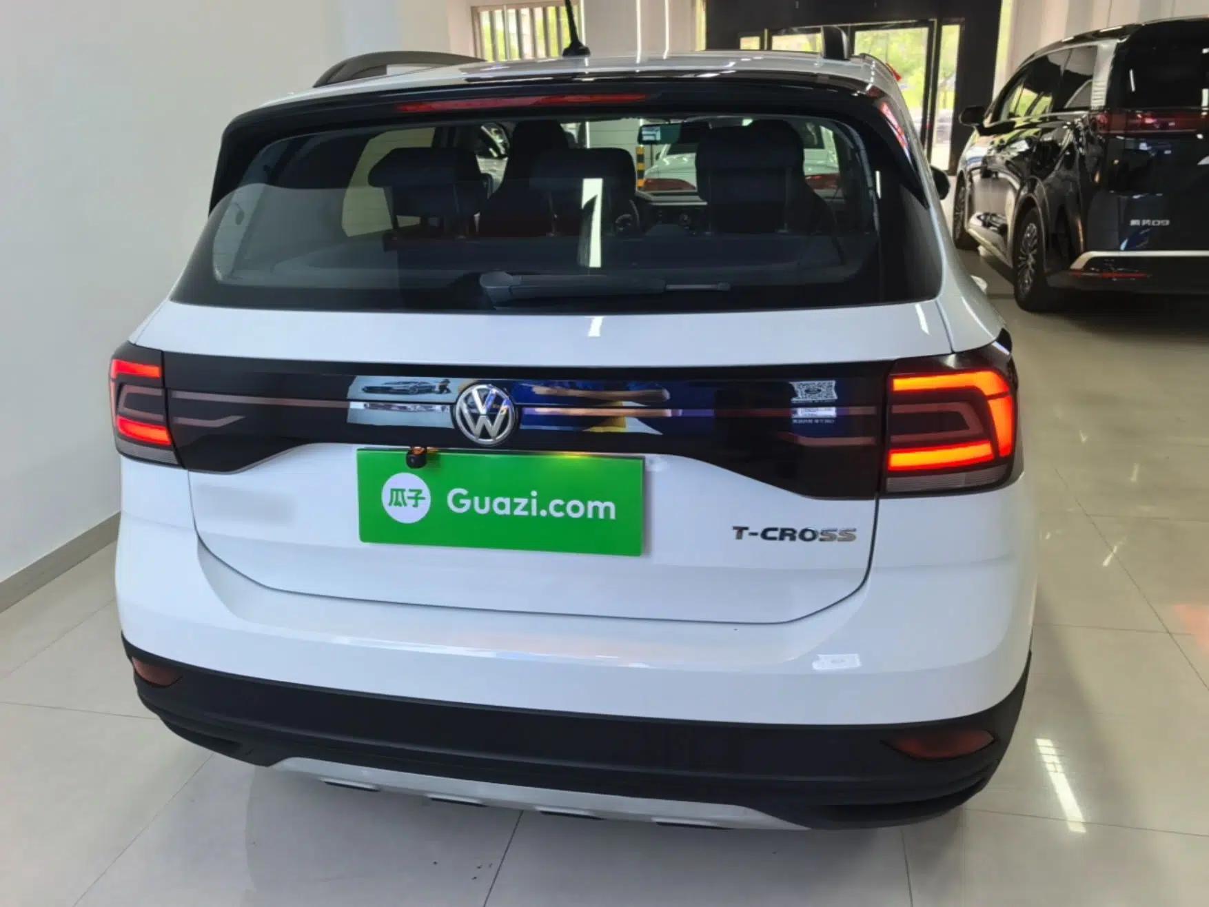 Volkswagen T-Cross 2020 1.5L Automatic Fashion Edition — миниатюра 5