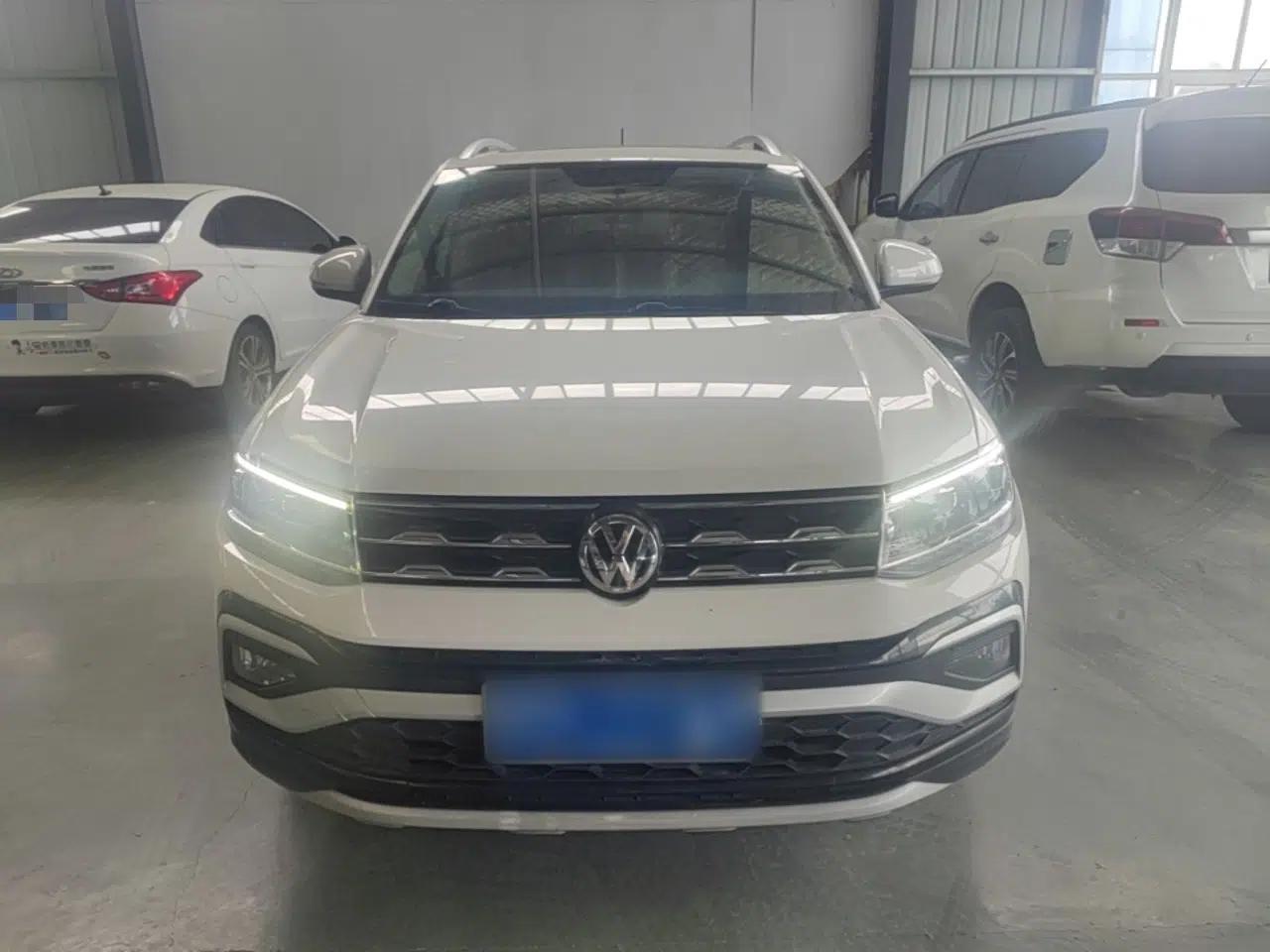 Volkswagen T-Cross 2019 1.5L Automatic Comfort Edition — миниатюра 2