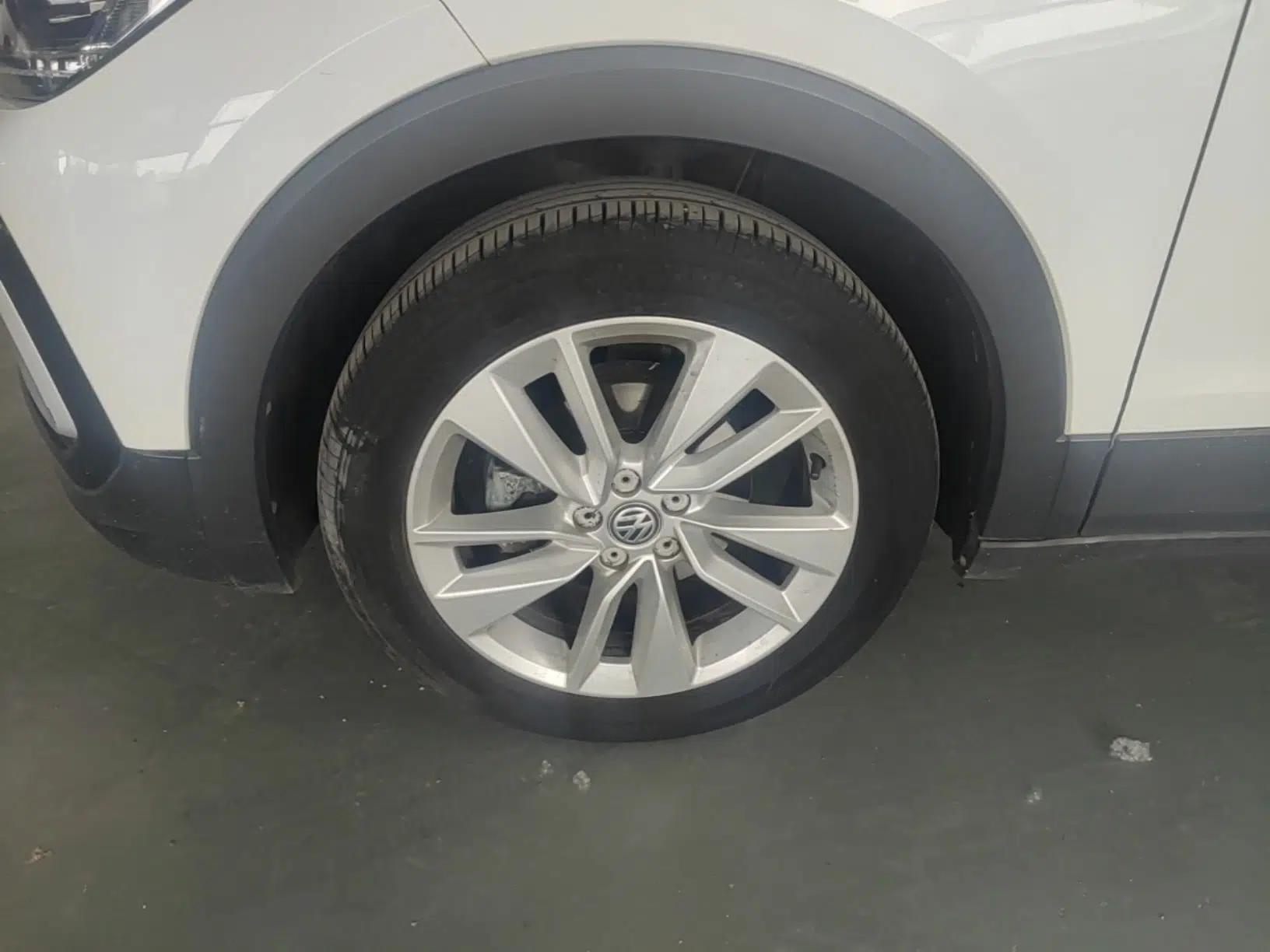 Volkswagen T-Cross 2019 1.5L Automatic Comfort Edition — миниатюра 8
