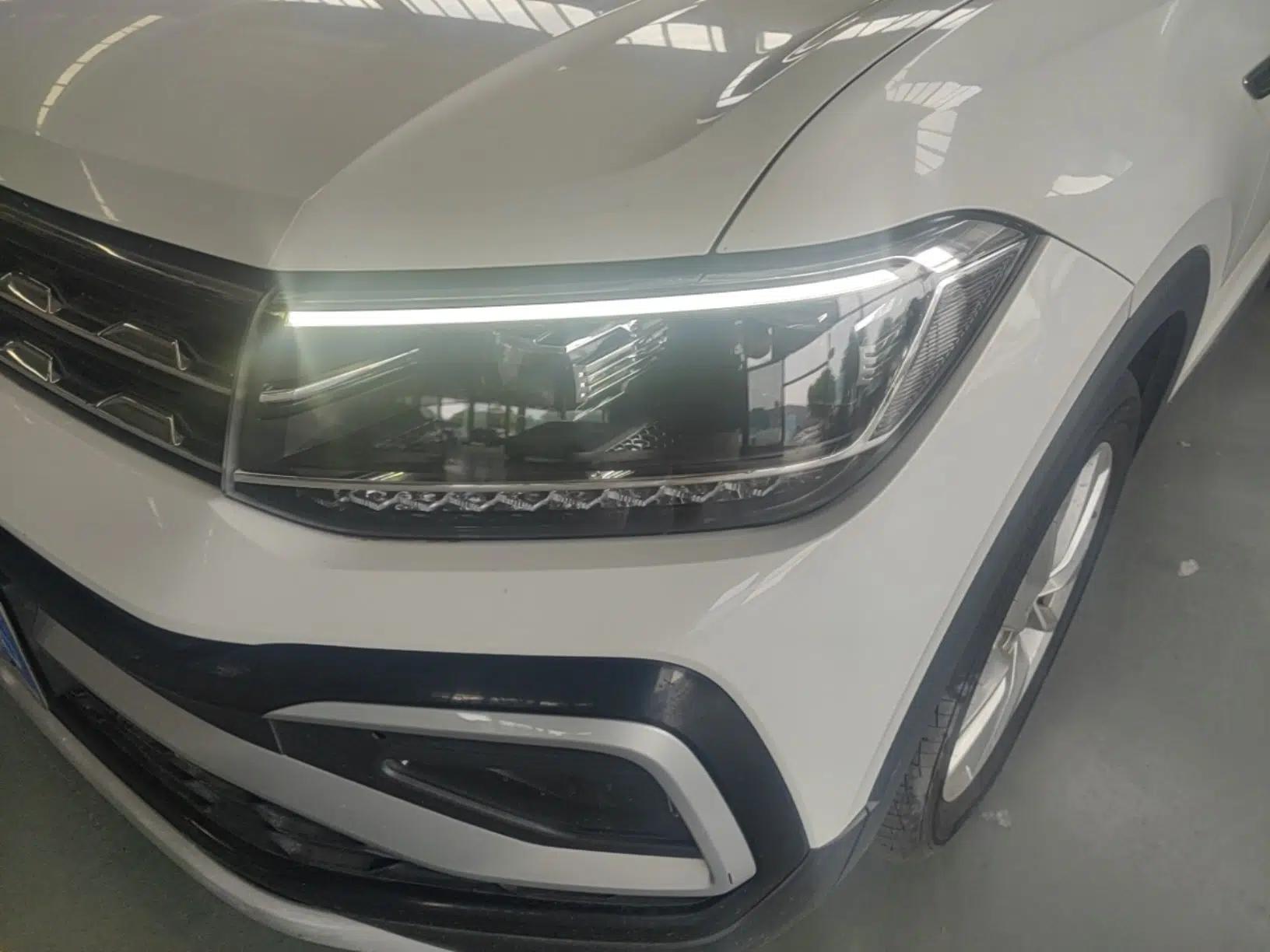Volkswagen T-Cross 2019 1.5L Automatic Comfort Edition — миниатюра 9