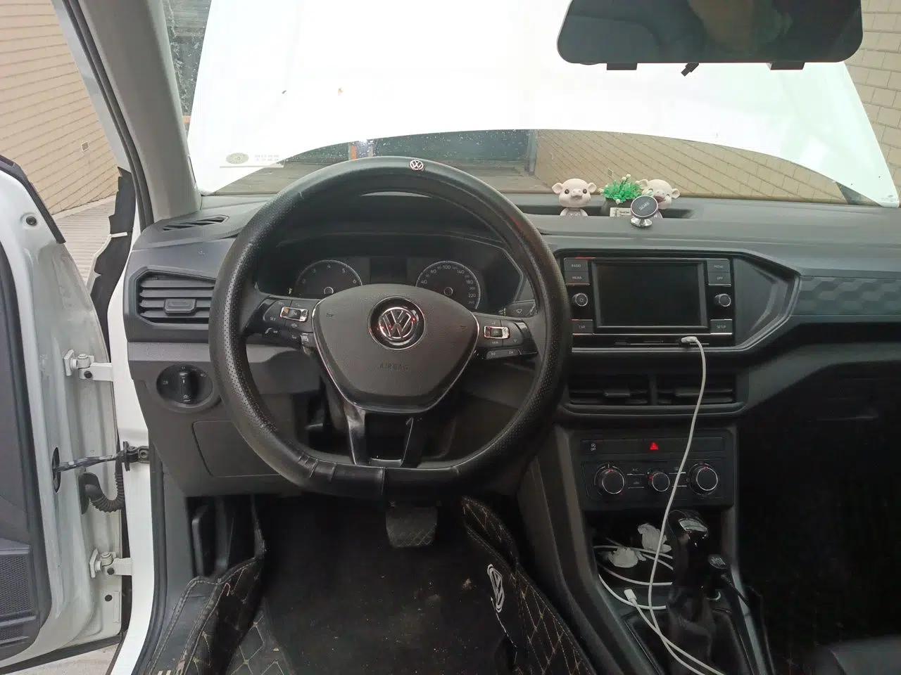 Volkswagen T-Cross 2019 1.5L Automatic Fashion Edition — миниатюра 11