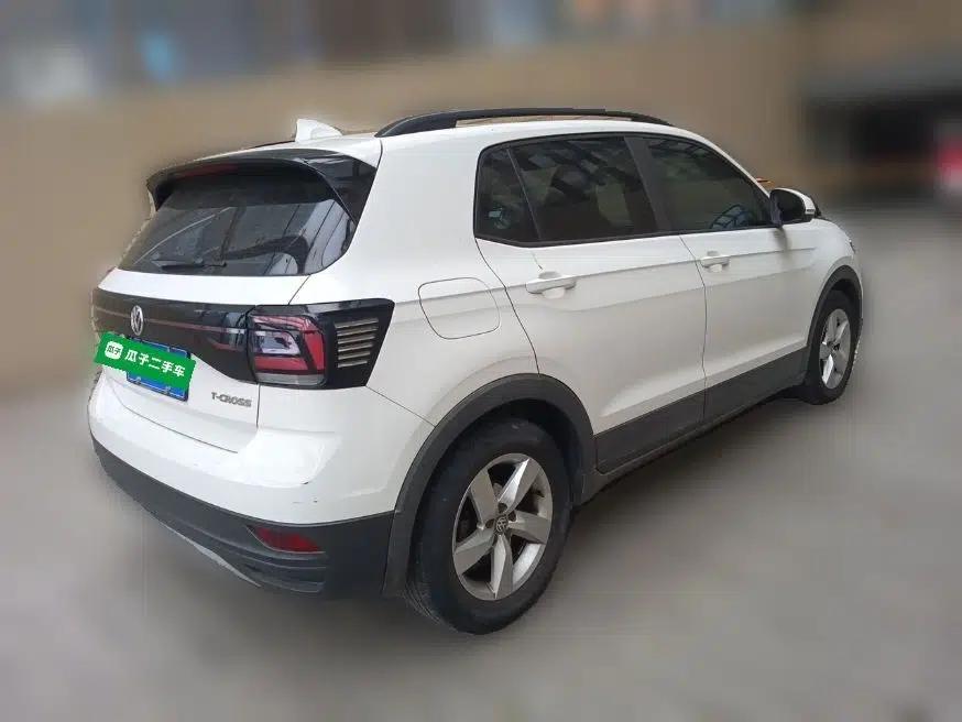 Volkswagen T-Cross 2019 1.5L Automatic Fashion Edition — миниатюра 6