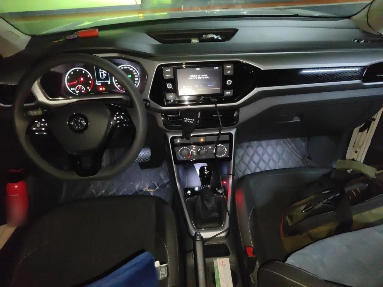 Volkswagen T-Cross 2020 280TSI DSG Comfort Edition — миниатюра 10
