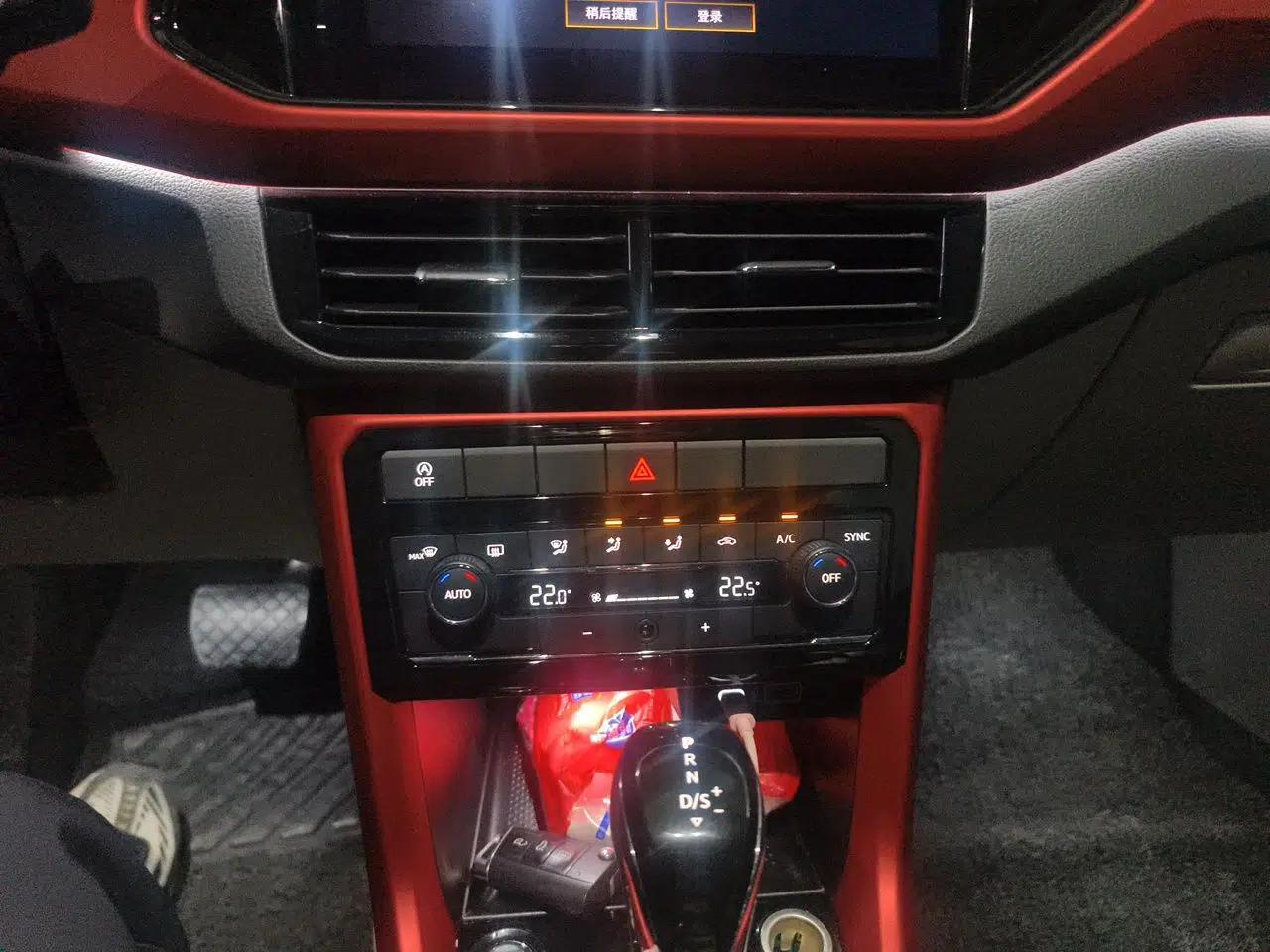 Volkswagen T-Cross 2021 280TSI DSG Luxury Edition — миниатюра 14