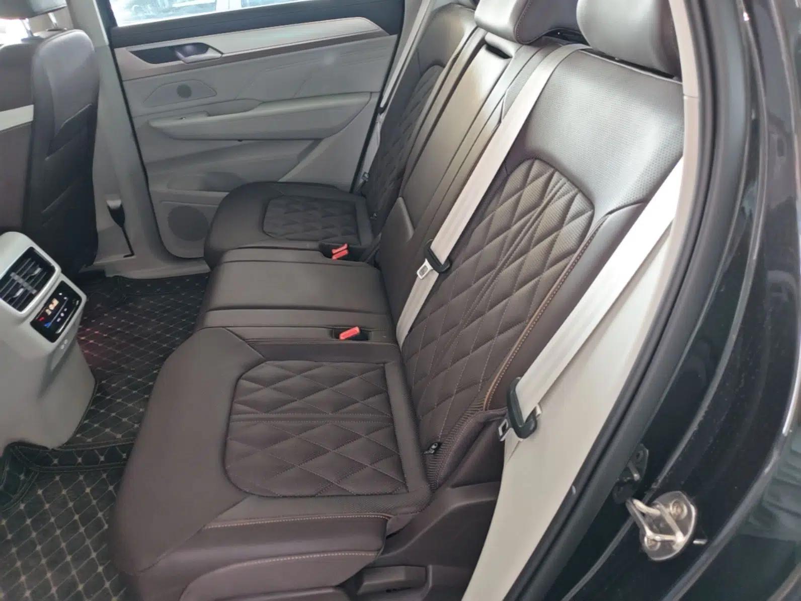Volkswagen Tavendor 2023 380TSI Four-Wheel Drive R-Line Cruise Edition — миниатюра 20