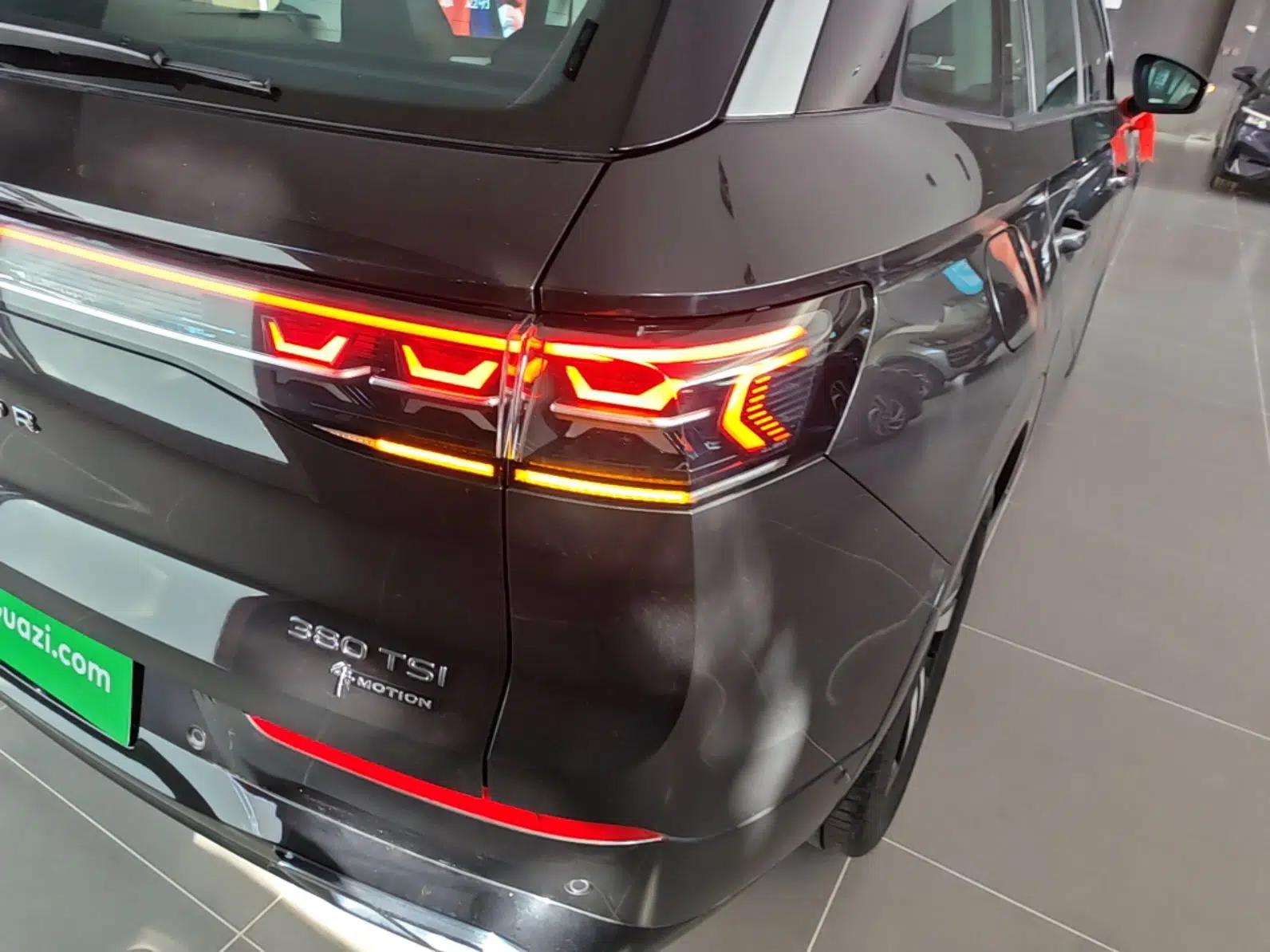 Volkswagen Tavendor 2023 380TSI Four-Wheel Drive R-Line Cruise Edition — миниатюра 7