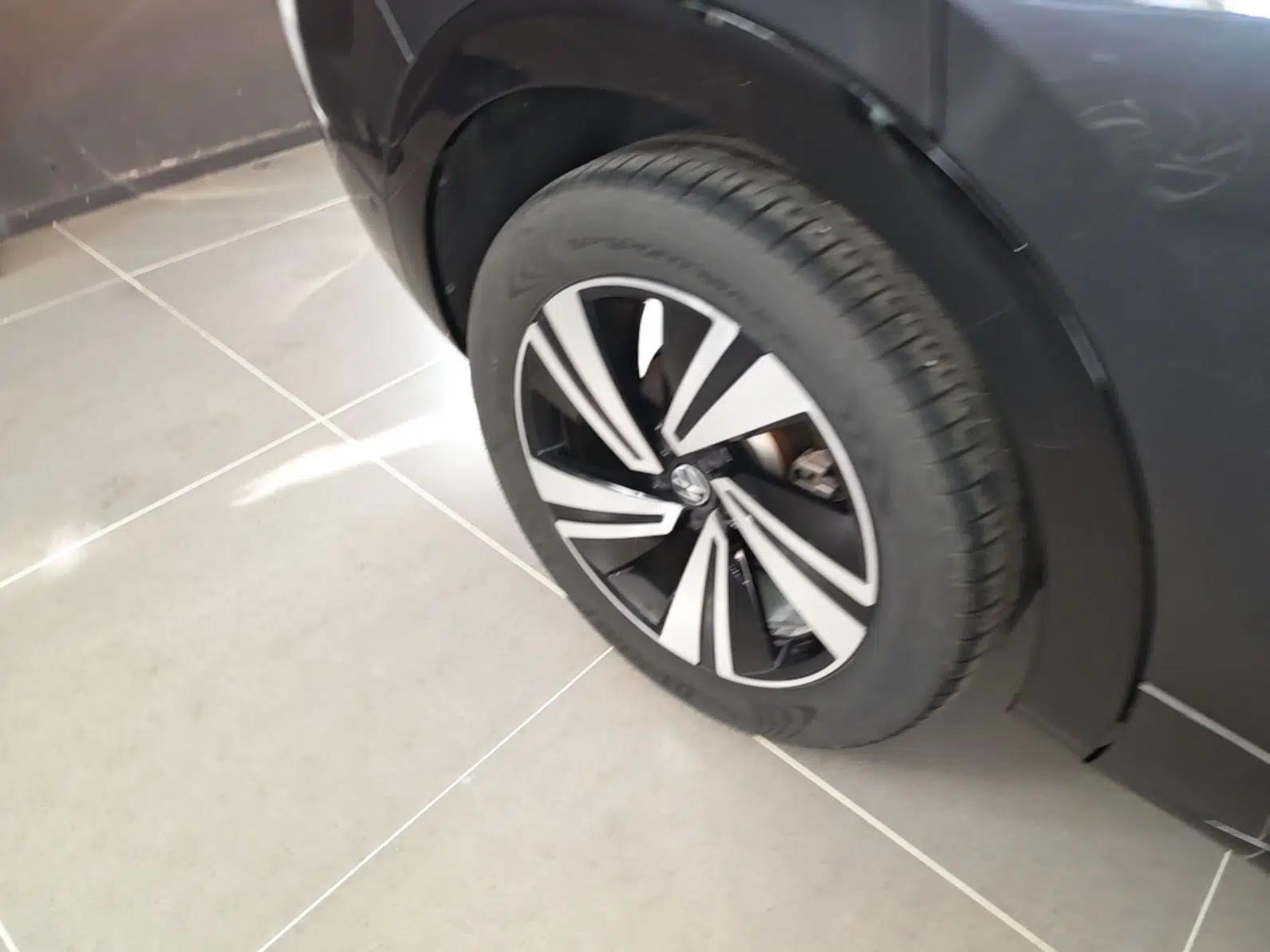 Volkswagen Tavendor 2023 380TSI Four-Wheel Drive R-Line Cruise Edition — миниатюра 10