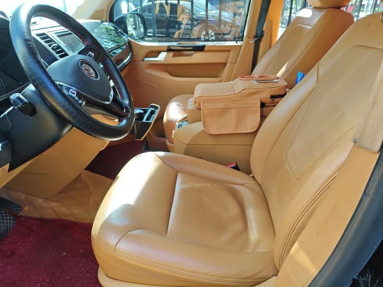 Volkswagen Caravelle 2017 2.0 TSI 4x4 Luxury Edition 7-Seater — миниатюра 16