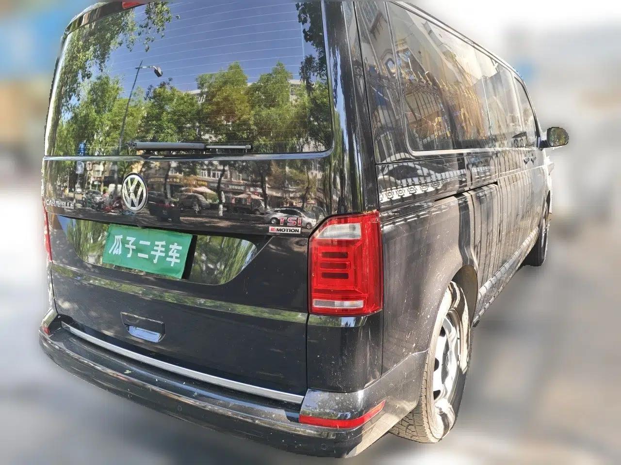 Volkswagen Caravelle 2017 2.0 TSI 4x4 Luxury Edition 7-Seater — миниатюра 6