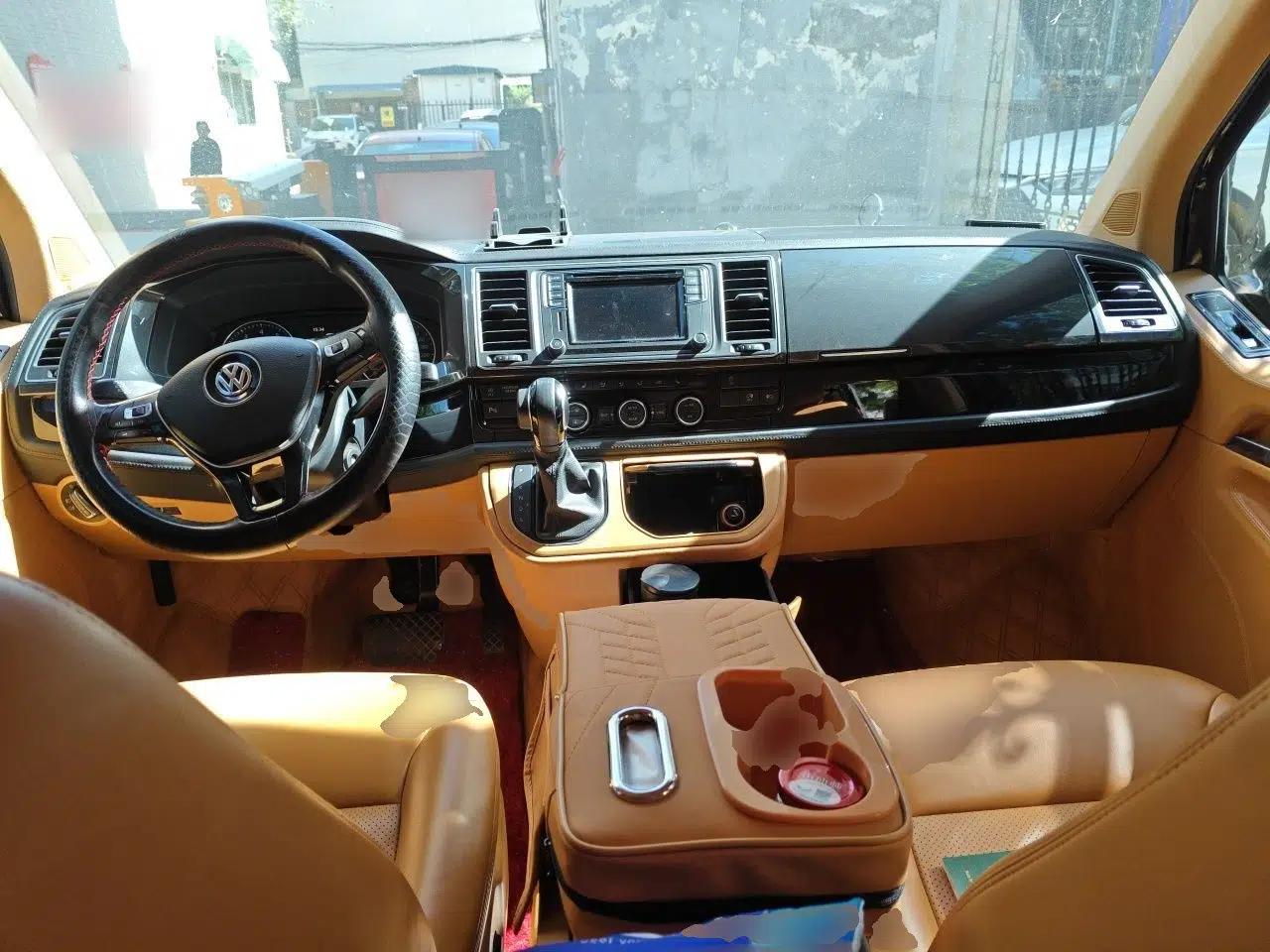 Volkswagen Caravelle 2017 2.0 TSI 4x4 Luxury Edition 7-Seater — миниатюра 10