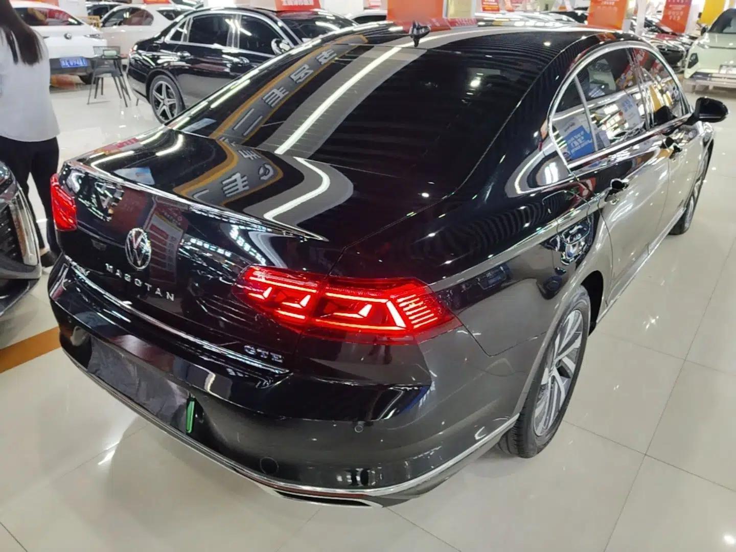 Volkswagen Magotan GTE Plug-in Hybrid 2022 GTE Luxury Model — миниатюра 4