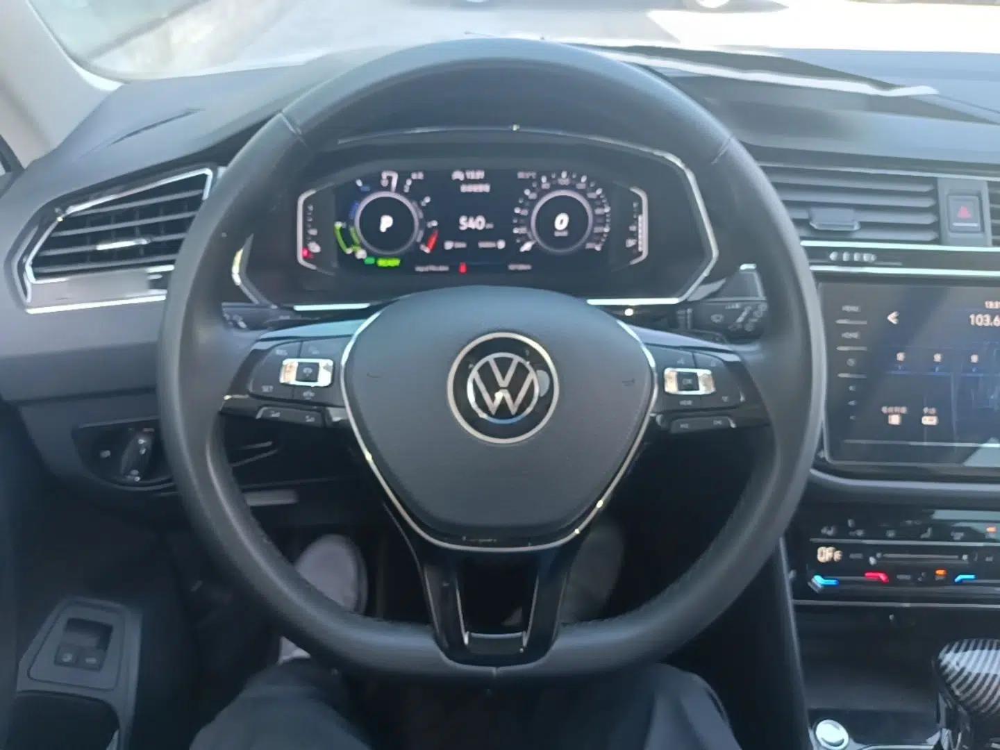 Volkswagen Tiguan L New Energy 2021 430 PHEV Plug-in Hybrid Flagship Edition — миниатюра 14