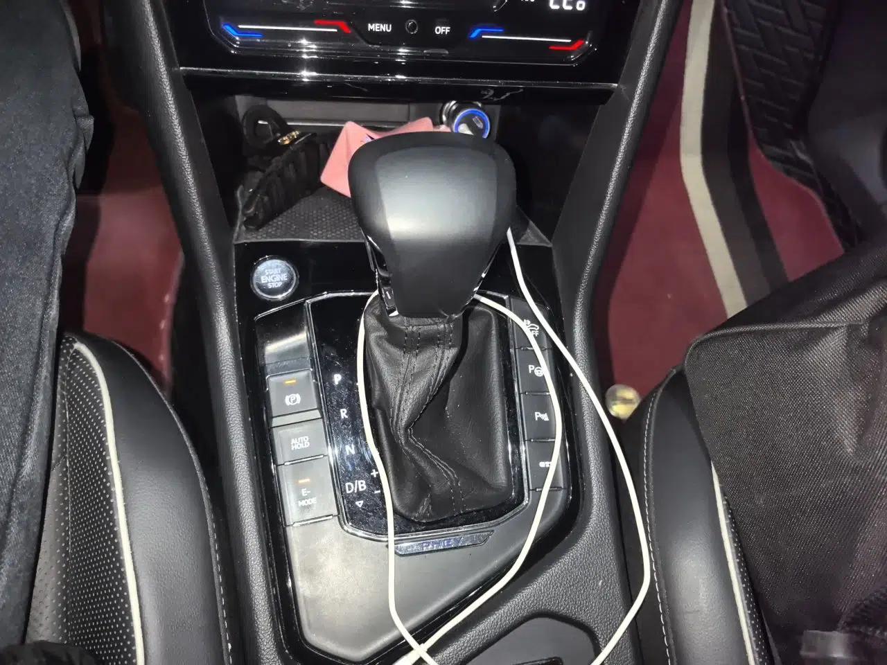 Volkswagen Tiguan L New Energy 2021 430 PHEV Plug-in Hybrid Flagship Edition — миниатюра 15
