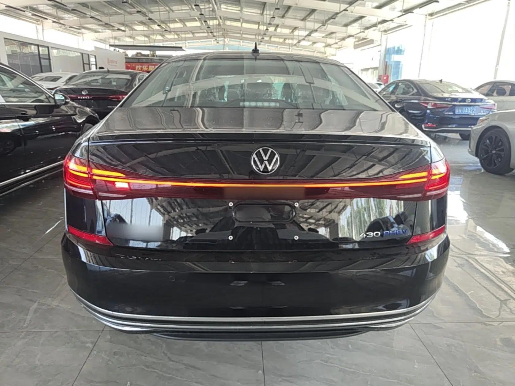 Volkswagen Passat New Energy 2025 430 PHEV Hybrid Business Edition — миниатюра 3