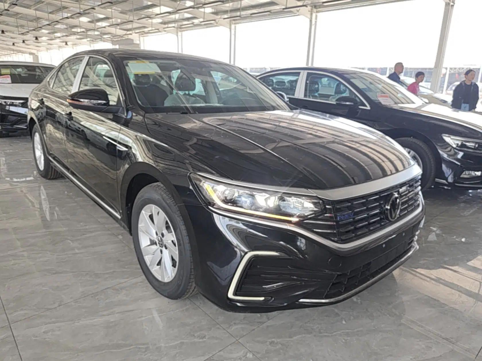 Volkswagen Passat New Energy 2025 430 PHEV Hybrid Business Edition — миниатюра 6