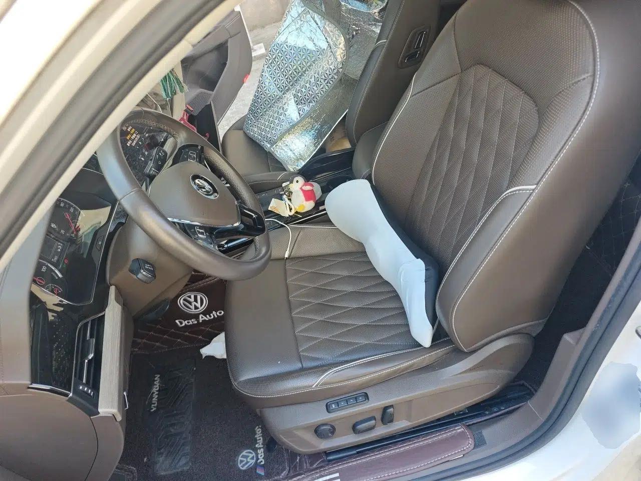 Volkswagen Passat New Energy 2020 430 PHEV Hybrid Luxury Edition China VI Standard — миниатюра 16