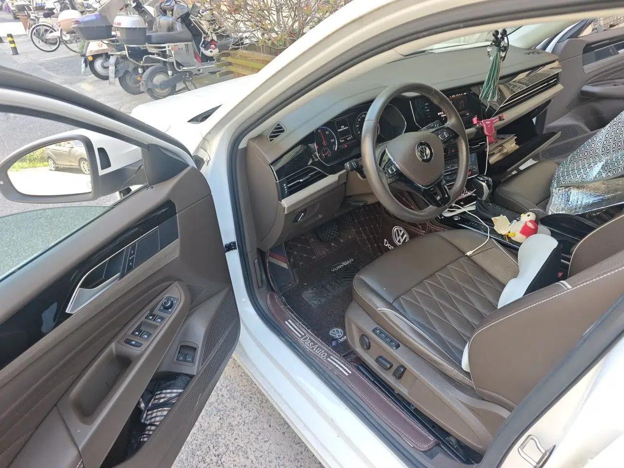 Volkswagen Passat New Energy 2020 430 PHEV Hybrid Luxury Edition China VI Standard — миниатюра 17