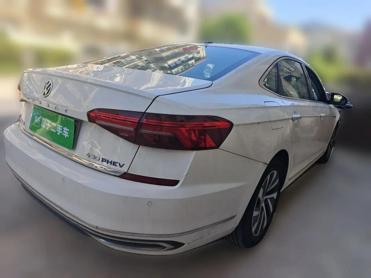 Volkswagen Passat New Energy 2020 430 PHEV Hybrid Luxury Edition China VI Standard — миниатюра 6