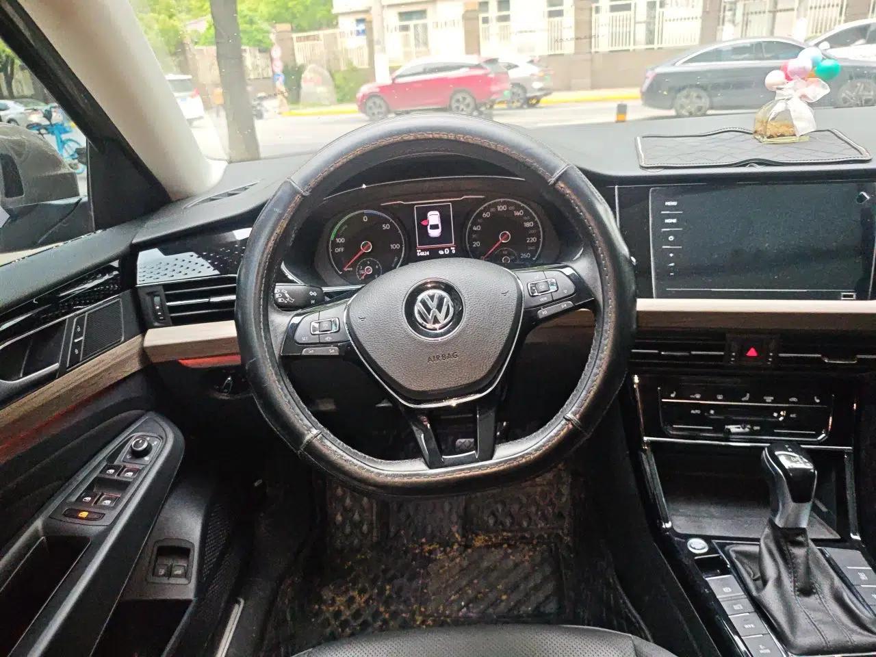 Volkswagen Passat New Energy 2020 430 PHEV Hybrid Luxury Edition China VI Standard — миниатюра 11