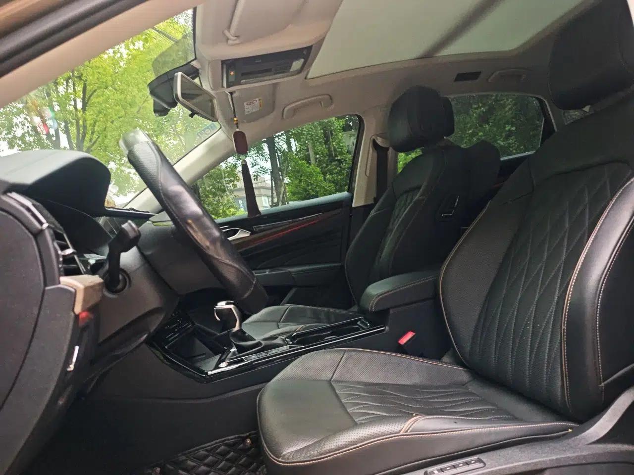 Volkswagen Passat New Energy 2020 430 PHEV Hybrid Luxury Edition China VI Standard — миниатюра 16