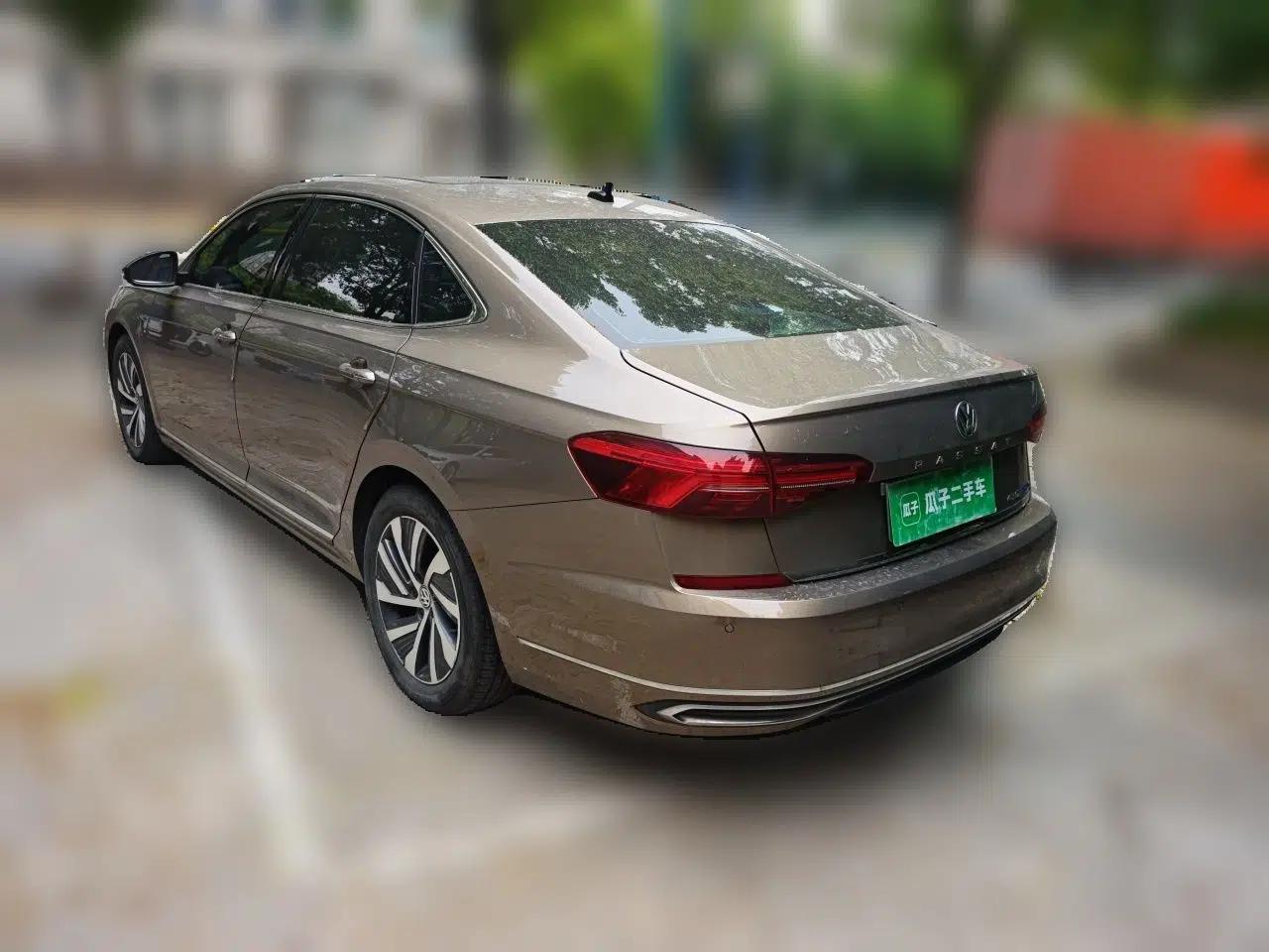 Volkswagen Passat New Energy 2020 430 PHEV Hybrid Luxury Edition China VI Standard — миниатюра 4