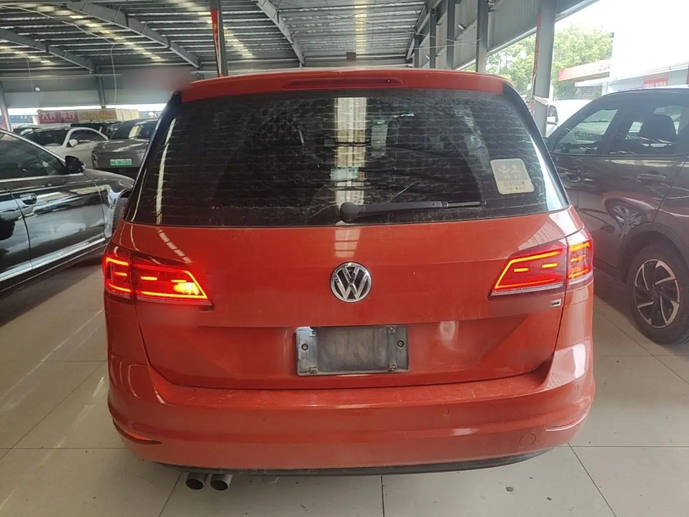 Volkswagen Golf Sportsvan 2016 230TSI Automatic Trend Edition — миниатюра 5