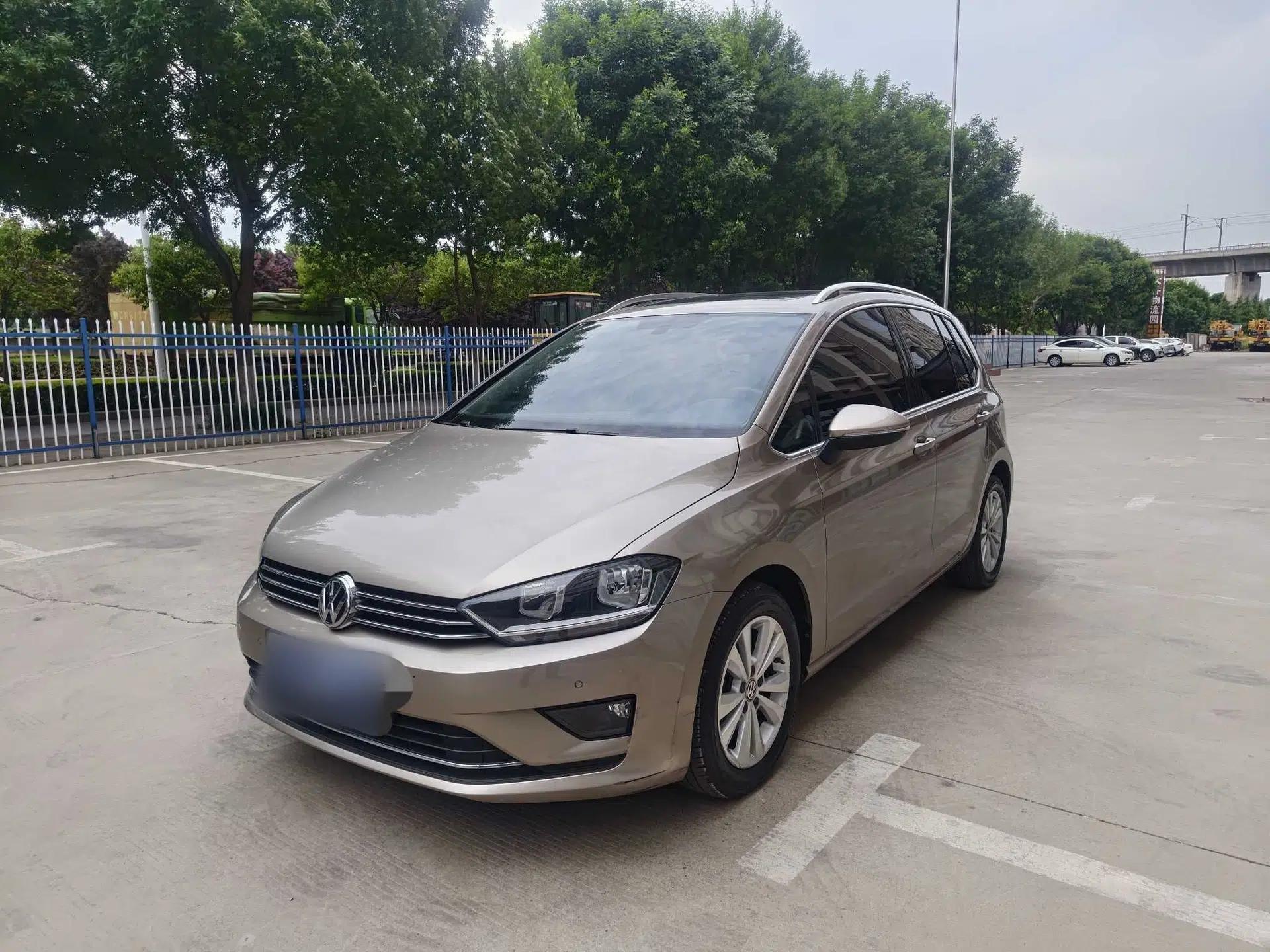 Volkswagen Golf Sportsvan 2018 230TSI Automatic Trend Edition — миниатюра 1