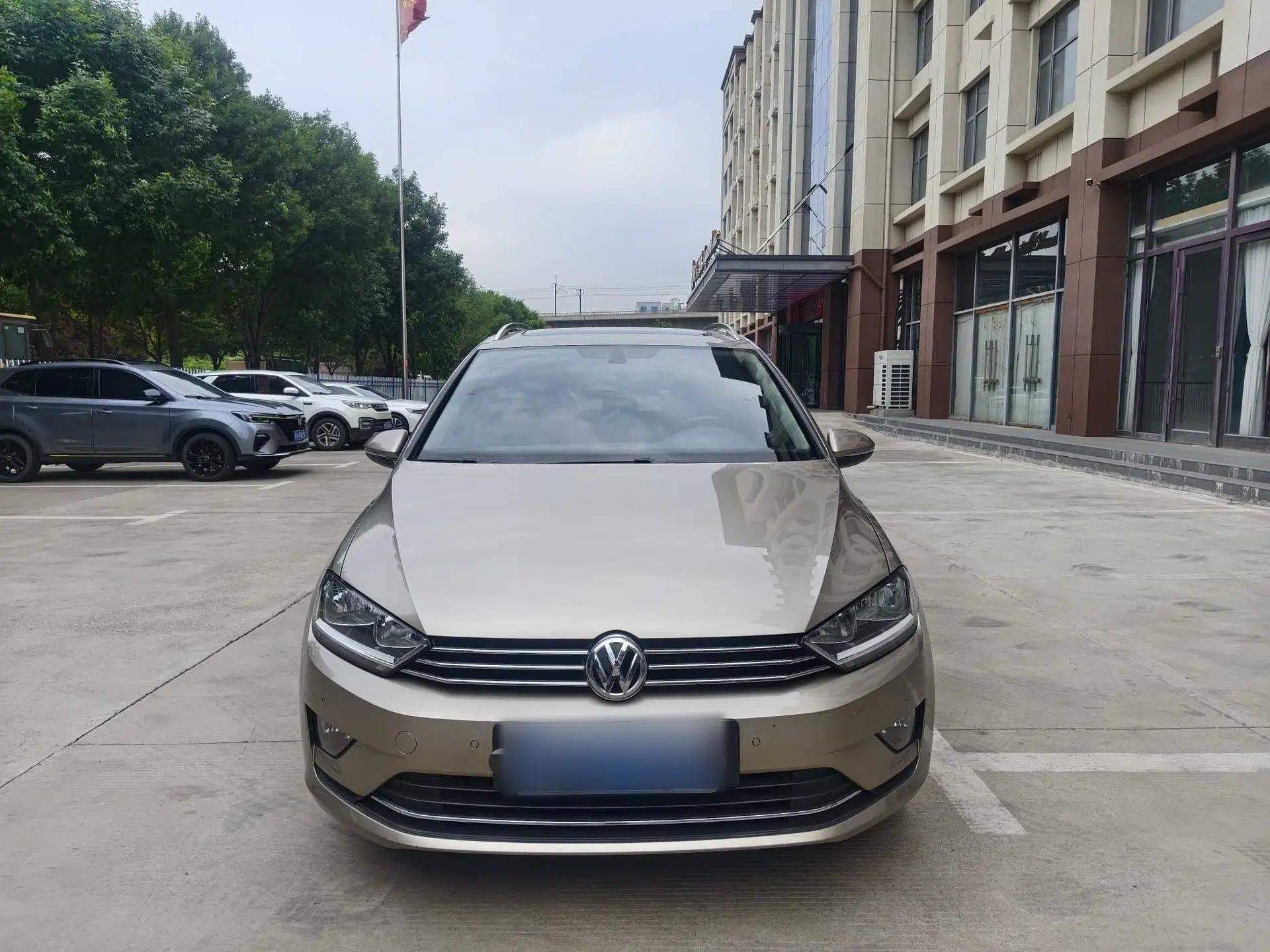 Volkswagen Golf Sportsvan 2018 230TSI Automatic Trend Edition — миниатюра 10